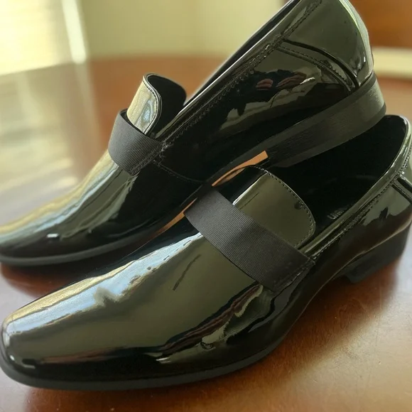 NIB Men’s Size 12 Calvin Klein Sleek Black Slip-On Loafers with Patent Finish - Picture 5 of 11